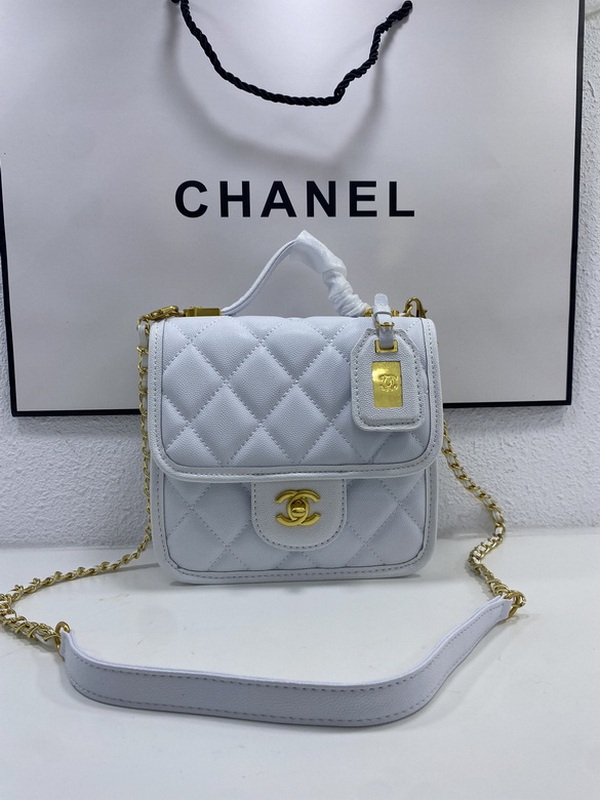 Chanel Handbags 800